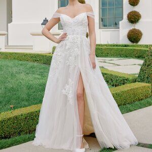 White/nude wedding dress,bridal gown